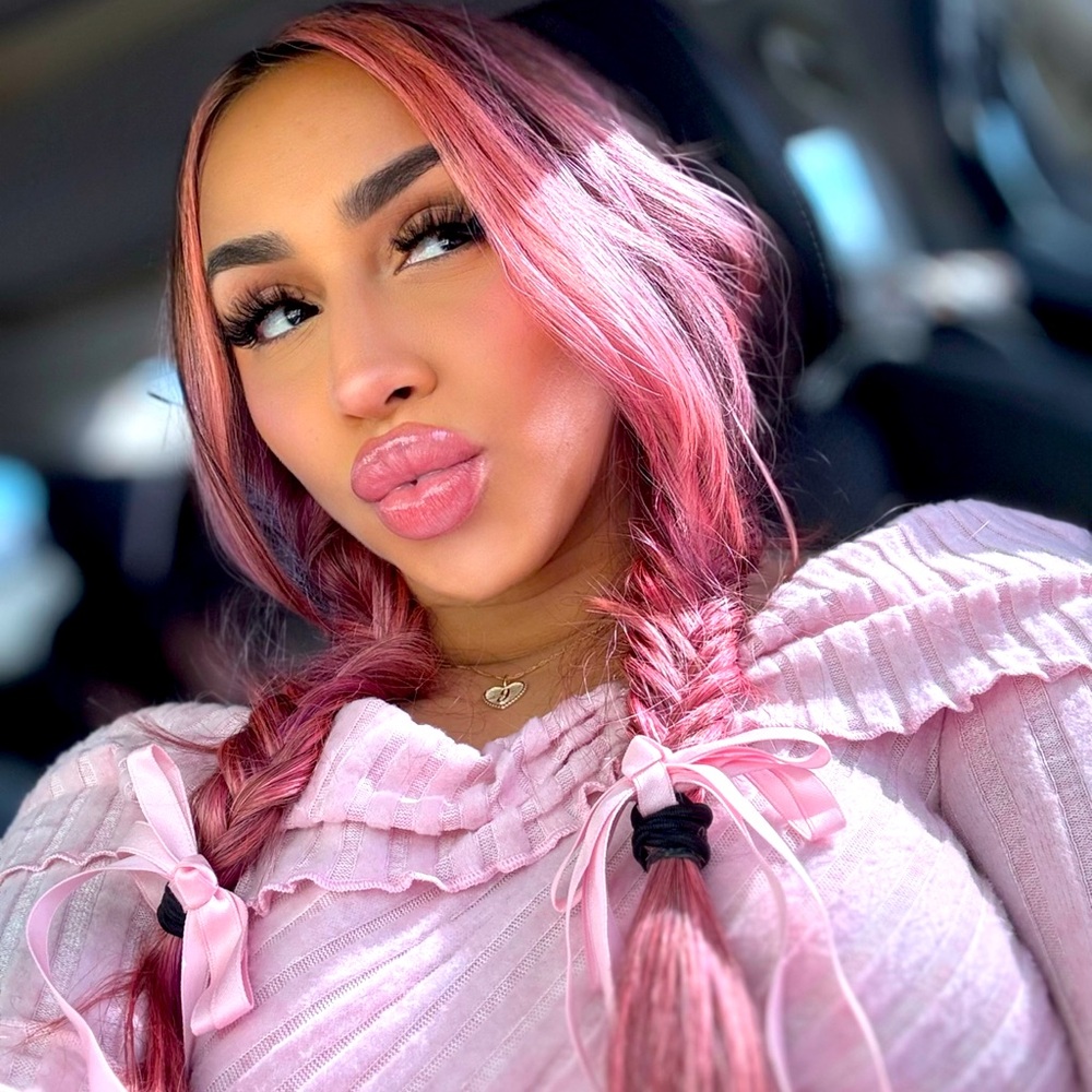 Meet your Posher, Alexandria